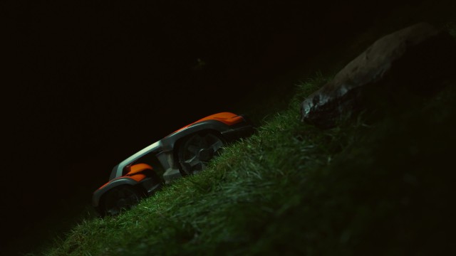 Husqvarna Automower® 535 AWD EPOS®