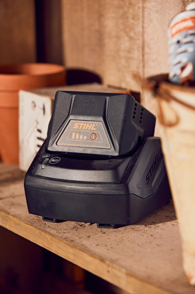 Stihl AL101 Std. Lader AP/AK