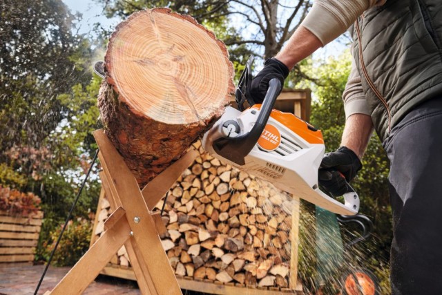 Stihl MSA80CBKpl Motorsav AK30S batteri & AL101 lader