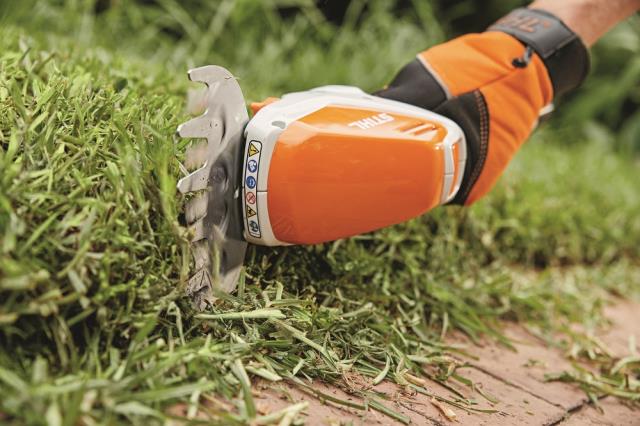 Stihl HSA26Kpl. Akku Busk/græskniv m/batteri&lader AS2/AL1