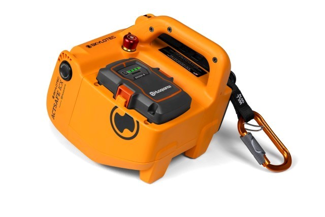 Husqvarna x Skylotec Power Ascender uden batteri og lader