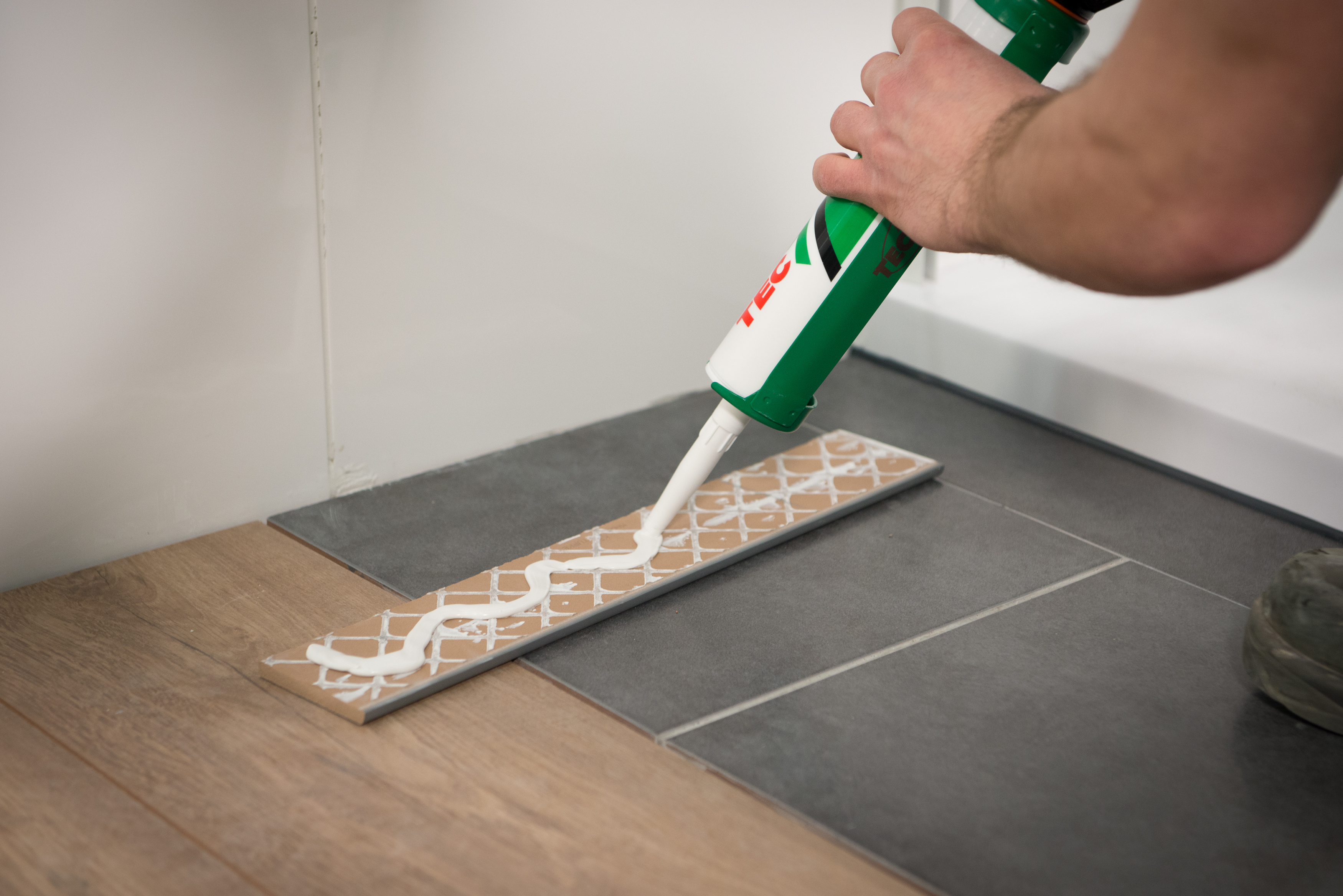 Tec7 fugemasse sort 310 ml RAL9004